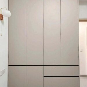 Modern Wooden Wardrobe for Clothes Storage Bedroom Cabinet with Large Capacity